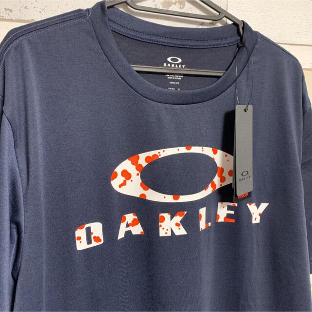 Oakley(オークリー)のOAKLEYオークリー トレーニングウェア半袖Tシャツ ファゾムメンズXXL新品 スポーツ/アウトドアのトレーニング/エクササイズ(トレーニング用品)の商品写真