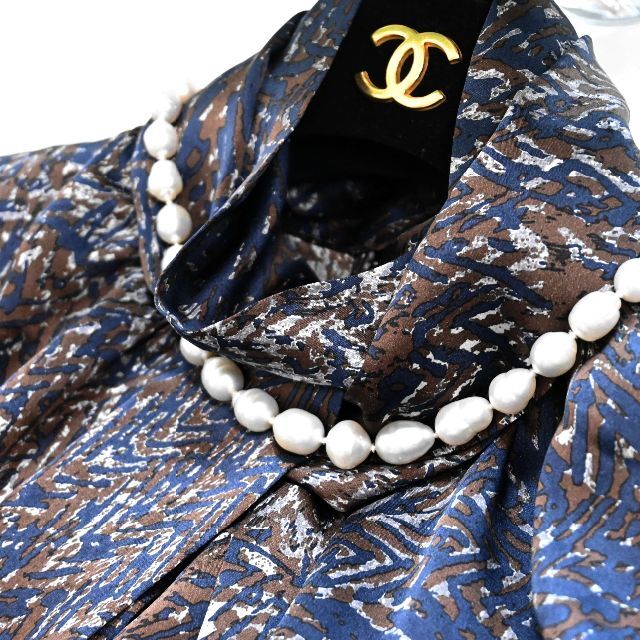 トランやラ】 KITON - ☆KITON☆未使用☆シルク100☆ボウタイ☆ワンピース