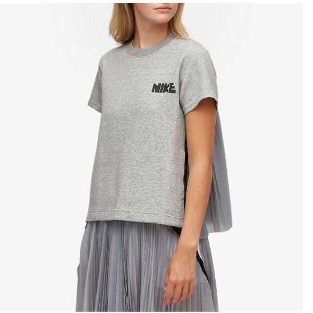 新品・未使用】ナイキ x サカイ NIKE ×sacai Tシャツ L グレー | www
