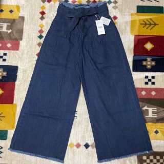 ローリーズファーム(LOWRYS FARM)の【タグ付き新品】ハイウエストリボンデニムワイドパンツ(デニム/ジーンズ)