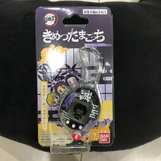 バンダイ(BANDAI)のきめつたまごっち　きさつたいっちカラー　鬼滅(携帯用ゲーム機本体)