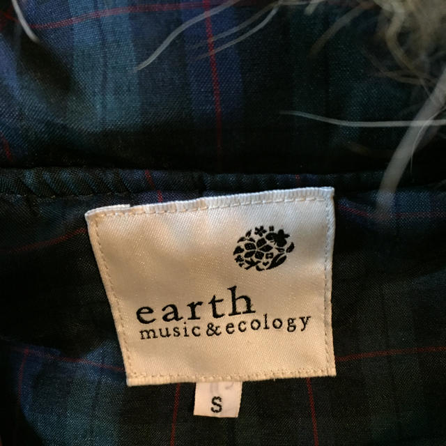 earth music & ecology(アースミュージックアンドエコロジー)のearth m&e ショートダッフルコート レディースのジャケット/アウター(ダッフルコート)の商品写真
