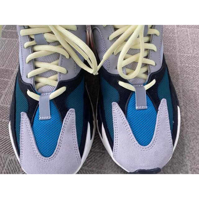 adidas YEEZY BOOST700