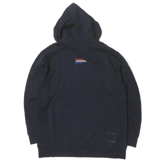 sacai(サカイ)のsacai x FRAGMENT DESIGN FRAGIL Hoodie  メンズのトップス(パーカー)の商品写真