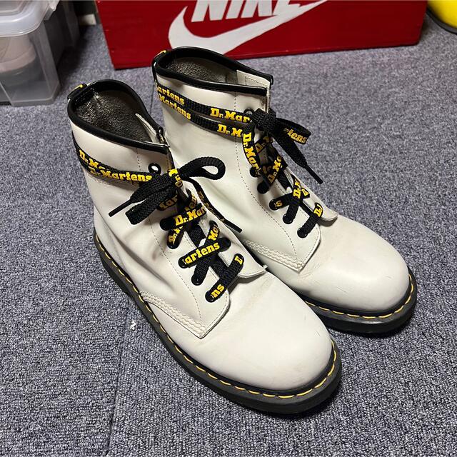 Dr.Martens - ドクターマーチン 8ホール ホワイトの+bstrading.net