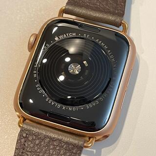 Apple Watch SE 44mmピンクゴールドBT100% レザーバンド www