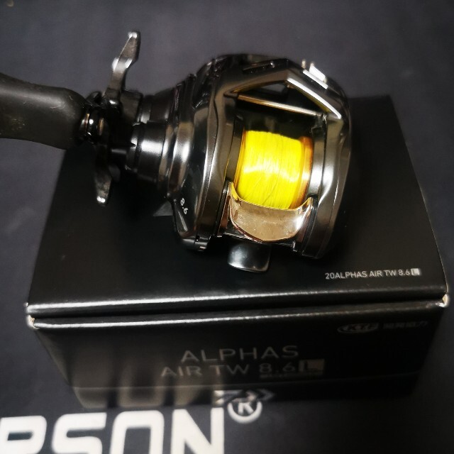 DAIWA(ダイワ)の※出品は5/10まで アルファスエアTW 8.6L スポーツ/アウトドアのフィッシング(リール)の商品写真