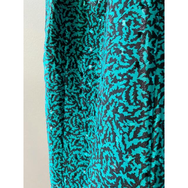 古着 ビンテージ 70s 80s USA 総柄 ヒョウ柄 グリーン スカート レディースのスカート(ひざ丈スカート)の商品写真