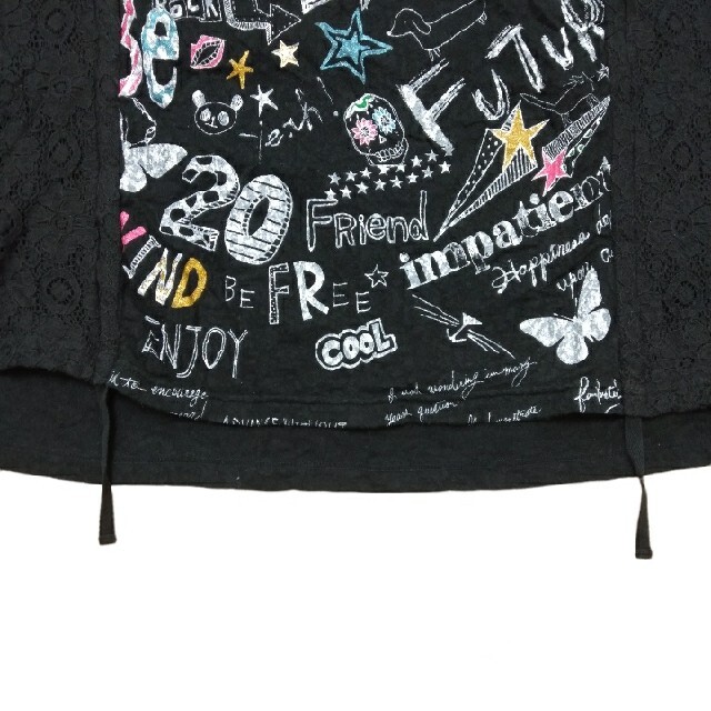 ScoLar(スカラー)の美品　スカラー　ScoLar　Tシャツ　長袖　カットソー　総柄　ドッキング　黒 レディースのトップス(カットソー(長袖/七分))の商品写真