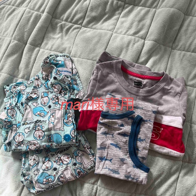 Levi's(リーバイス)のLevi's Tシャツ キッズ/ベビー/マタニティのキッズ服男の子用(90cm~)(Tシャツ/カットソー)の商品写真