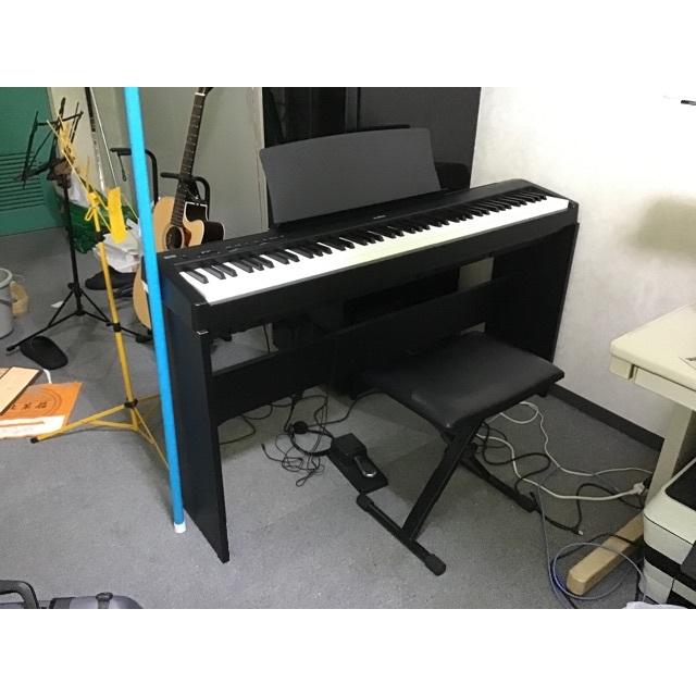 電子ピアノ　KAWAI ES110Bのサムネイル