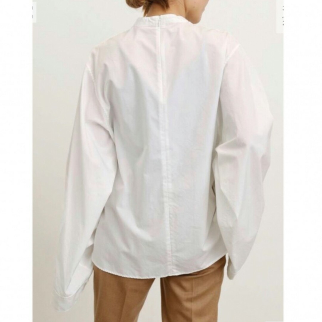 L'Appartement DEUXIEME CLASSE(アパルトモンドゥーズィエムクラス)のアパルトモン No Collar Volume Sleeve Blouse レディースのトップス(シャツ/ブラウス(長袖/七分))の商品写真