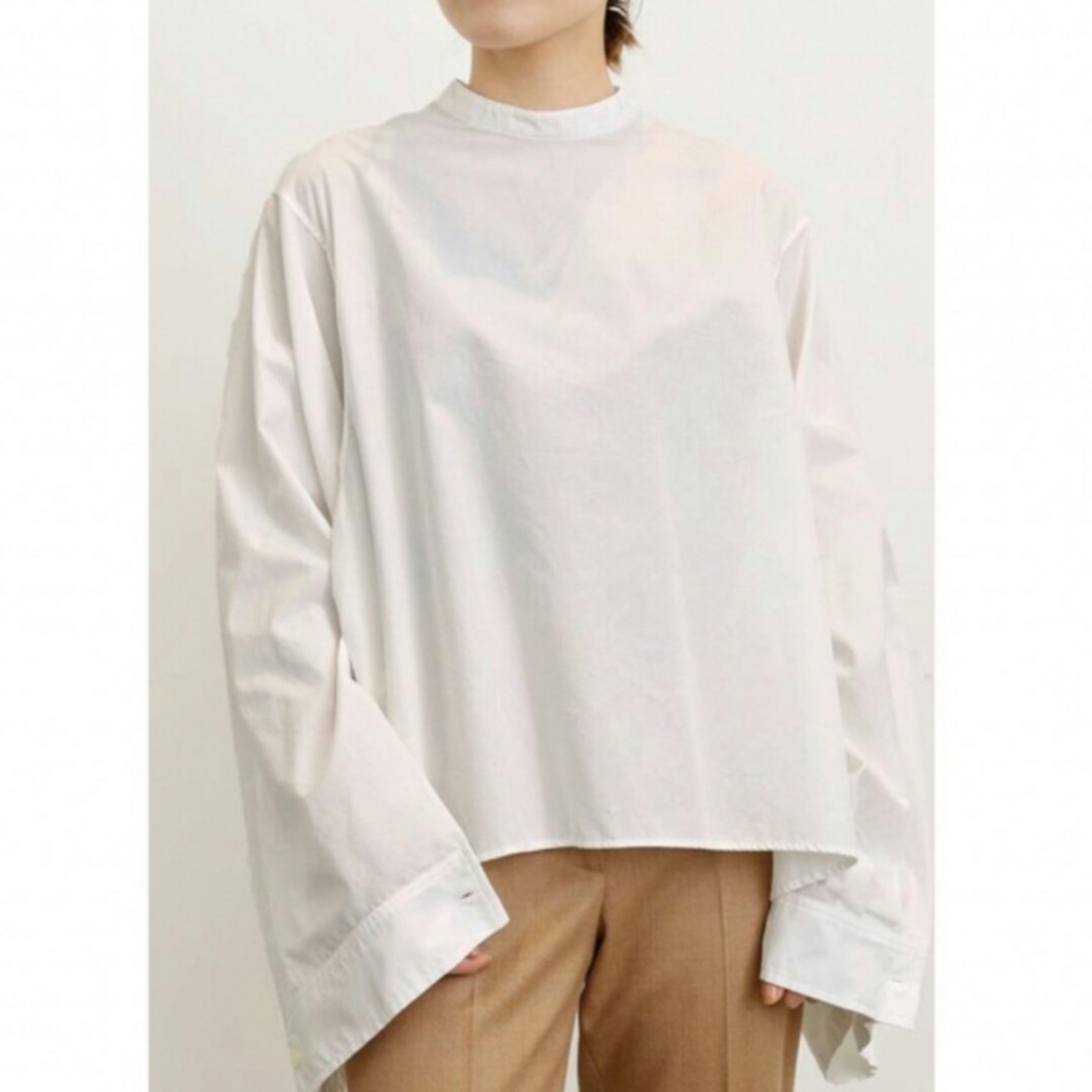 L'Appartement DEUXIEME CLASSE(アパルトモンドゥーズィエムクラス)のアパルトモン No Collar Volume Sleeve Blouse レディースのトップス(シャツ/ブラウス(長袖/七分))の商品写真