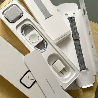 アップル(Apple)のApple Watch 4 44MMシルバー ステンレス セルラー(その他)