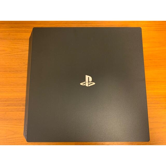 PlayStation®4 Pro 1TB  CHU-7000B B01