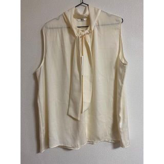 ユニクロ(UNIQLO)の新品☆ 大きいサイズ　3XL ユニクロ　ボウタイブラウス　3L(シャツ/ブラウス(半袖/袖なし))