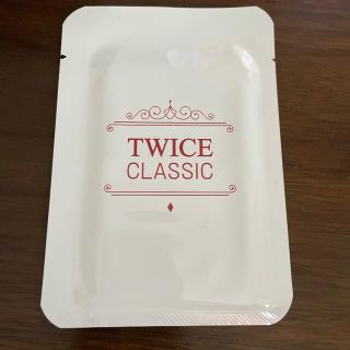 ウェストトゥワイス(Waste(twice))のTWICE 韓国公式グッズ CLASSIC TRADING CARD 1袋(アイドルグッズ)