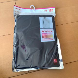 ユニクロ(UNIQLO)のユニクロ　ヒートテック　タートルネックT(長袖) 120 ブラック　新品(下着)