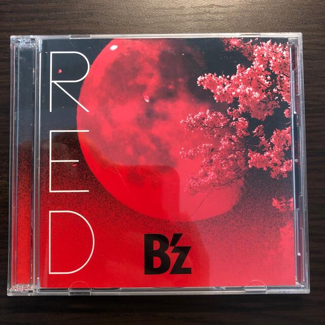 B'z RED（初回限定盤） エンタメ/ホビーのCD(ポップス/ロック(邦楽))の商品写真