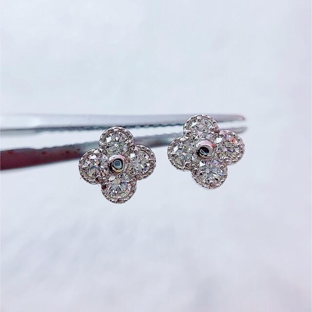 ☆0.32ct☆✨ダイヤモンドプラチナフラワーモチーフピアスイヤリング-