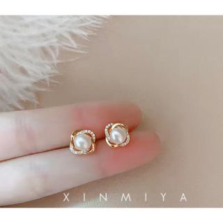 SALE  ピアス　大人可愛い　個性　おしゃれ(ピアス)