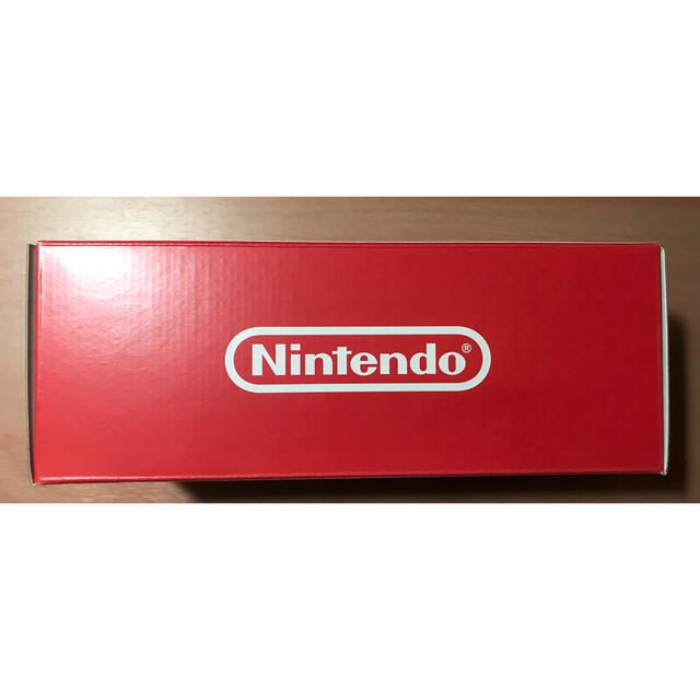 Nintendo Switch(ニンテンドースイッチ)の【新品未使用、未開封】NINTENDO SWITCH LITE グレー エンタメ/ホビーのゲームソフト/ゲーム機本体(家庭用ゲーム機本体)の商品写真