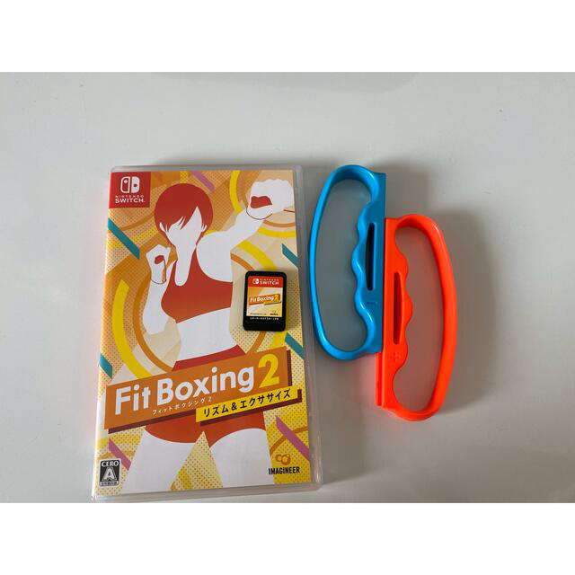 任天堂(ニンテンドウ)のFit Boxing2 任天堂　コントロールグリップ 付き エンタメ/ホビーのゲームソフト/ゲーム機本体(家庭用ゲームソフト)の商品写真