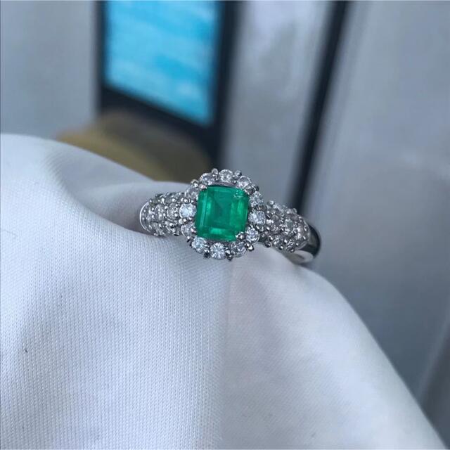 正規代理店 PT900 指輪 新品 エメラルド0.55ct リング(指輪