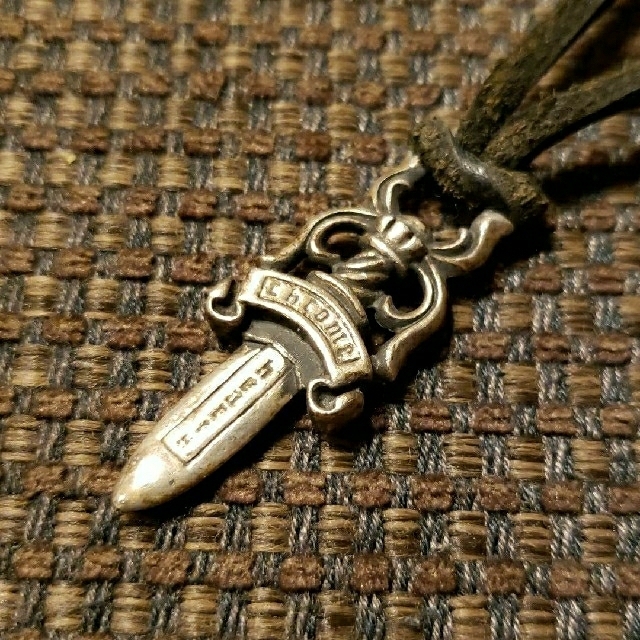 CHROME HEARTS/クロムハーツ/ダガー/ネックレス/ペンダント/紐付き CHROME HEARTS/クロムハーツ/ダガー/ネックレス/ペンダント/紐付き