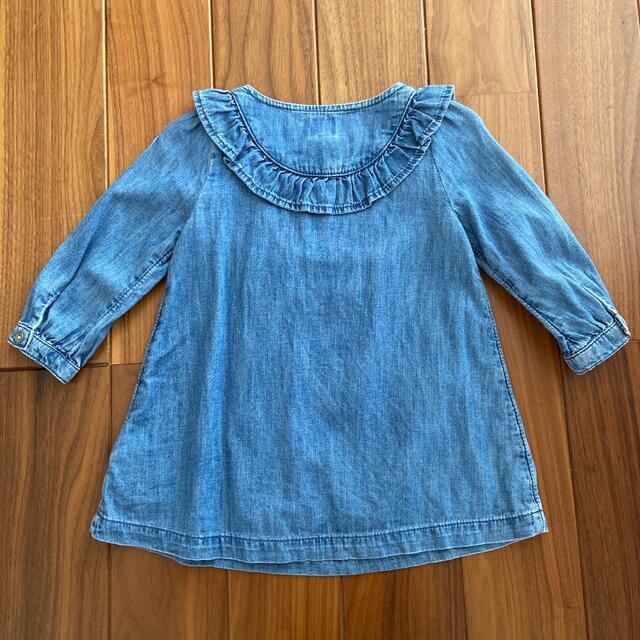 babyGAP(ベビーギャップ)のGAP baby デニムワンピース キッズ/ベビー/マタニティのキッズ服女の子用(90cm~)(ワンピース)の商品写真