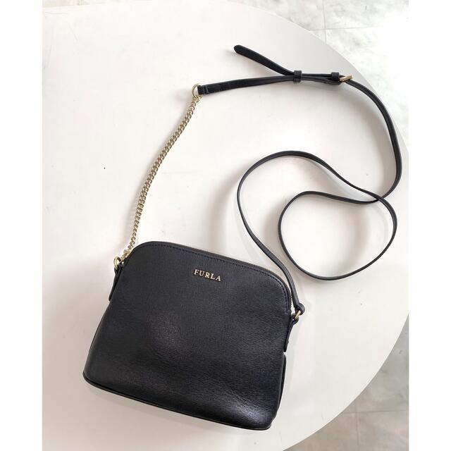 FURLA  フルラ　ショルダーバッグ　ブラック