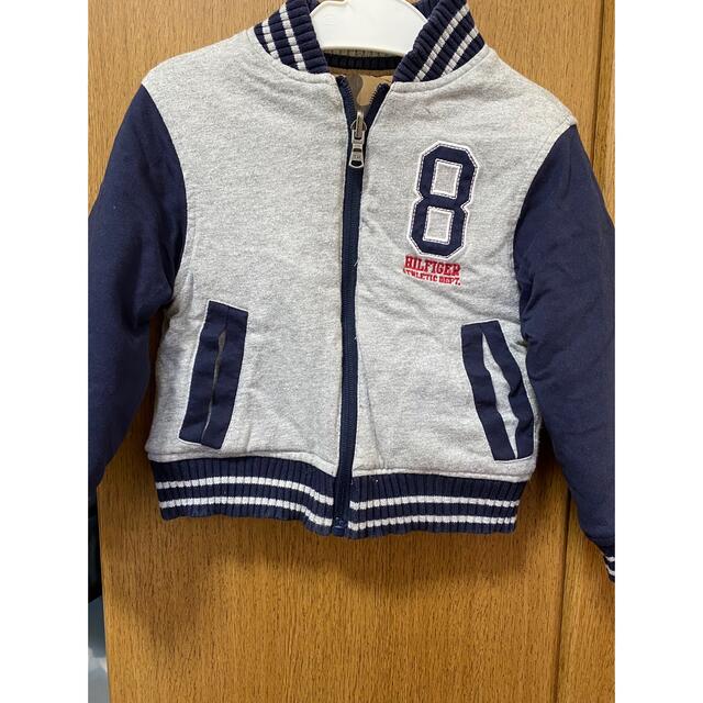 TOMMY HILFIGER(トミーヒルフィガー)のTOMMY HILFIGER アウター キッズ/ベビー/マタニティのキッズ服男の子用(90cm~)(ジャケット/上着)の商品写真