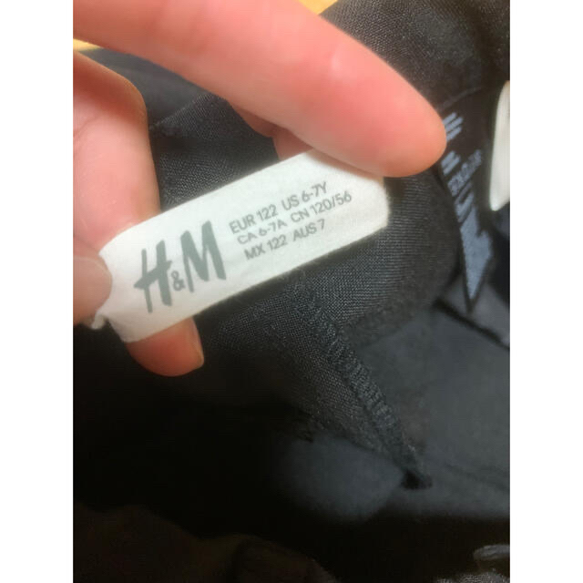 H&M(エイチアンドエム)の1回着用　スーツ　ジャケット　パンツ　セットアップ　H&M 七五三 キッズ/ベビー/マタニティのキッズ服男の子用(90cm~)(ドレス/フォーマル)の商品写真