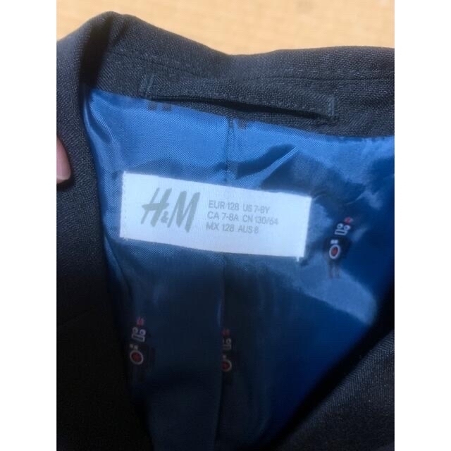 H&M(エイチアンドエム)の1回着用　スーツ　ジャケット　パンツ　セットアップ　H&M 七五三 キッズ/ベビー/マタニティのキッズ服男の子用(90cm~)(ドレス/フォーマル)の商品写真