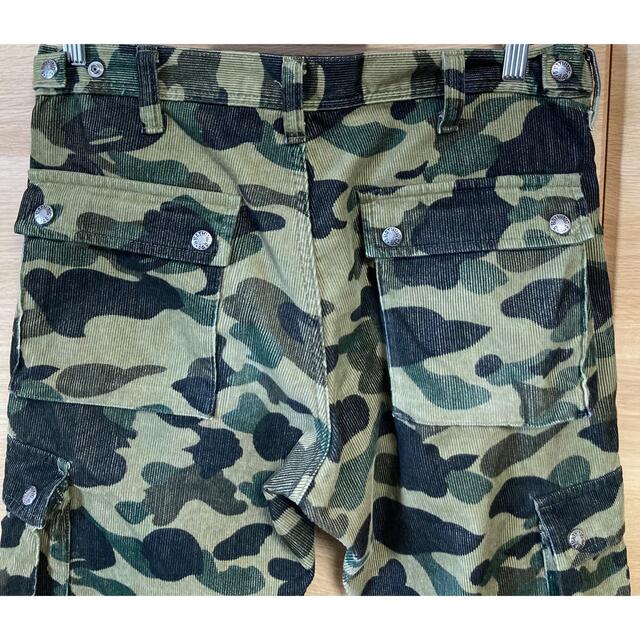 A BATHING APE(アベイシングエイプ)のA BATHING APE  エイプ カモ柄 コーデュロイカーゴパンツ サイズM メンズのパンツ(ワークパンツ/カーゴパンツ)の商品写真