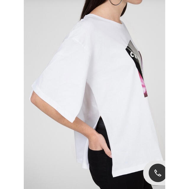 DIESEL(ディーゼル)の新品未使用！　ディーゼル　Tシャツ　ホワイトＬ レディースのトップス(Tシャツ(半袖/袖なし))の商品写真