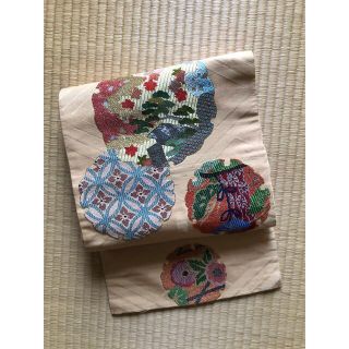 名古屋帯　金色地に刺繍(帯)