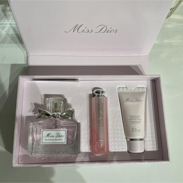 【Dior】ミスディオールコフレ 香水 リップ ハンドクリーム リップバーム 2