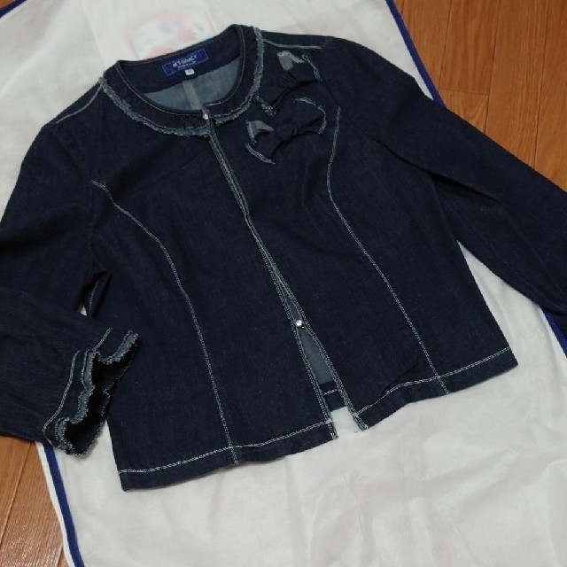 M'S GRACY(エムズグレイシー)のエムズグレイシー☆リボンデニムジャケット　42 レディースのジャケット/アウター(Gジャン/デニムジャケット)の商品写真