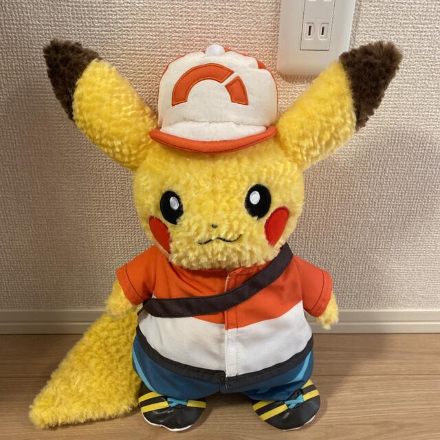最安値で ポケモン - ピカチュウクローゼット コスチューム付きぬいぐるみ キャラクターグッズ 最安値で ポケモン - ピカチュウクローゼット コスチューム付きぬいぐるみ キャラクターグッズ