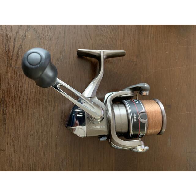 SHIMANO(シマノ)のシマノ　ALIVIO 2500中古品 スポーツ/アウトドアのフィッシング(リール)の商品写真