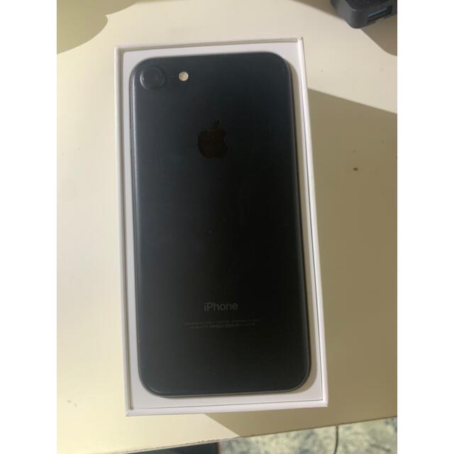 Apple(アップル)のiPhone7 スマホ/家電/カメラのスマートフォン/携帯電話(スマートフォン本体)の商品写真