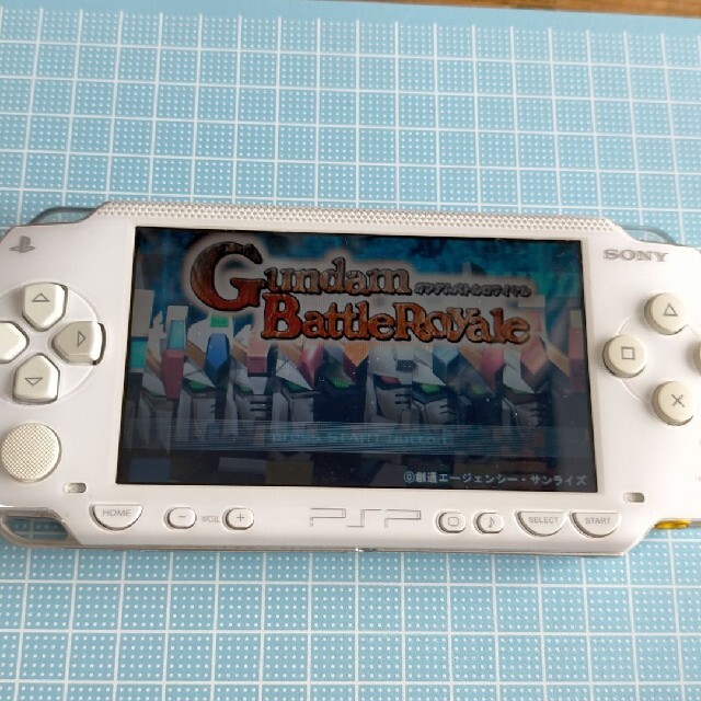 【美品】PSP 2000 すぐ遊べるセット(ブラック)