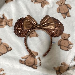 ディズニー(Disney)のディズニー カチューシャ スパンコール ブラウン(カチューシャ)