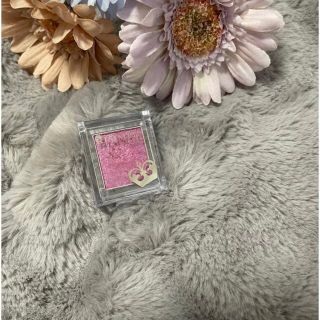 リンメル(RIMMEL)の最終価格！！リンメル　プリズムパウダーアイカラー020パープルピンク(アイシャドウ)