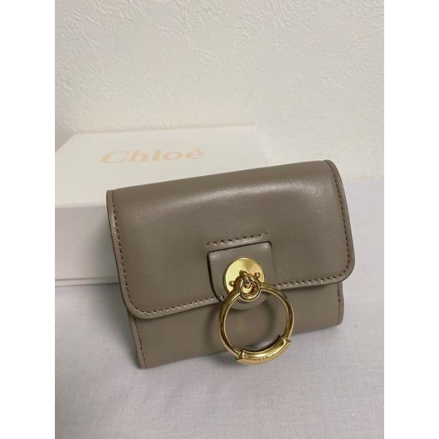 Chloe クロエ 折り財布 コンパクトウオレット リング モッティグレー ...