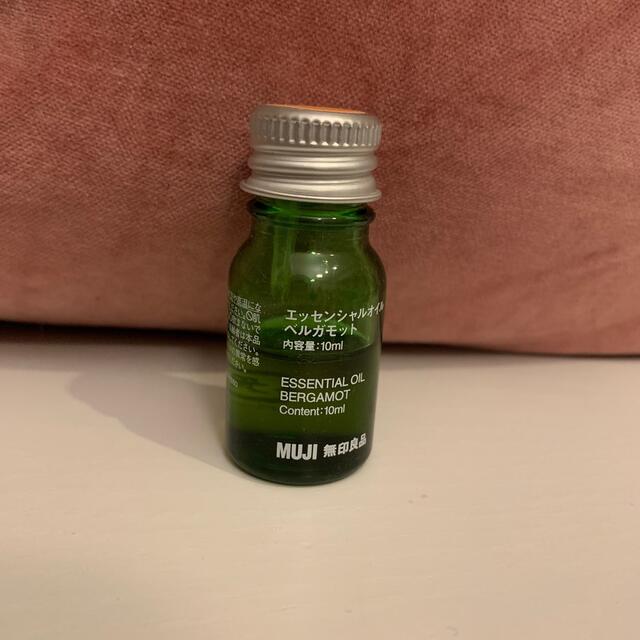 MUJI (無印良品)(ムジルシリョウヒン)の無印良品 エッセンシャルオイル ベルガモット 10ml コスメ/美容のリラクゼーション(エッセンシャルオイル（精油）)の商品写真