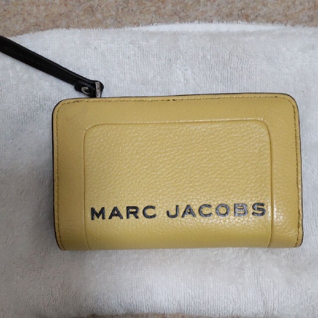 週末セール、価格相談OK‼️MARC JACOBSバイカラー折り財布