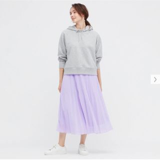 ユニクロ(UNIQLO)のUNIQLO プリーツスカート　パープル　Ｍ　今季(ロングスカート)