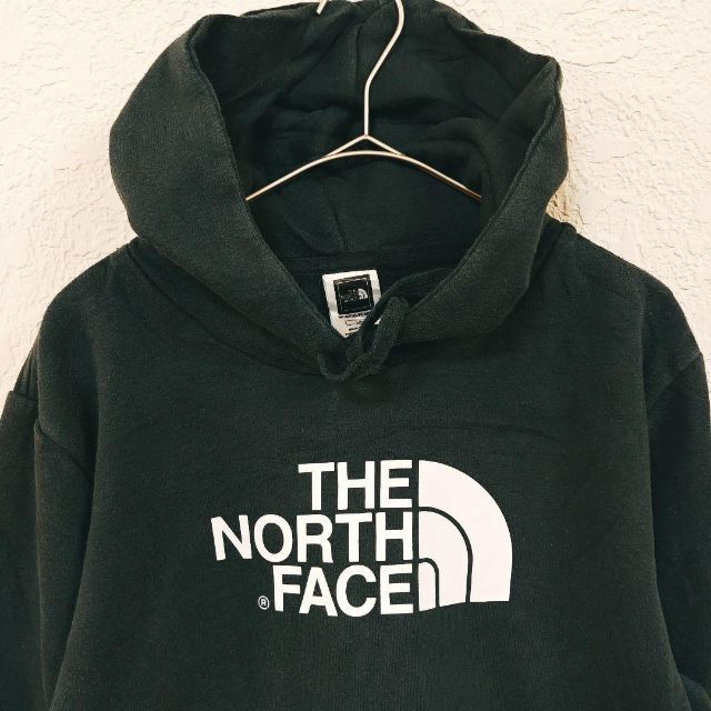 THE NORTH FACE(ザノースフェイス)の♡THE NORTS FACE　ザ・ノース・フェイス　パーカー　ブラック　L. レディースのトップス(パーカー)の商品写真